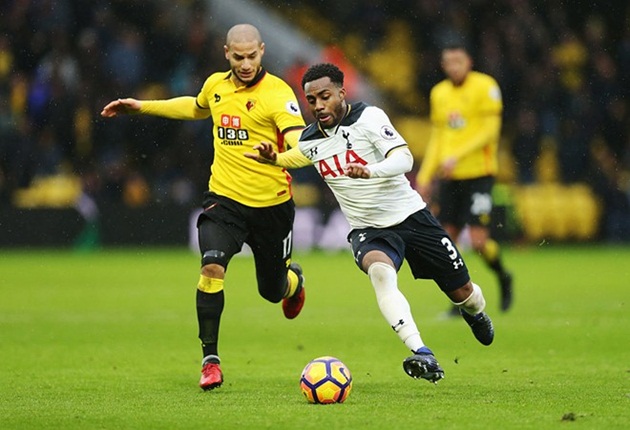 4. Tottenham (246 lần phạm lỗi): Với đội hình gồm toàn cầu thủ trẻ trung, xông xáo, đoàn quân của Mauricio Pochettino thường xuyên bị trọng tài nhắc nhở vì những pha phạm lỗi không đáng có.