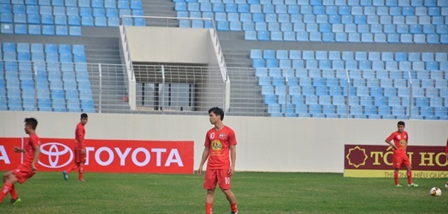 Ra sân thường xuyên trở thành liều thuốc giúp Công Phượng hồi sinh.