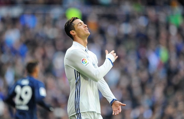 Ronaldo là tâm điểm mọi sự chỉ trích gần đây.