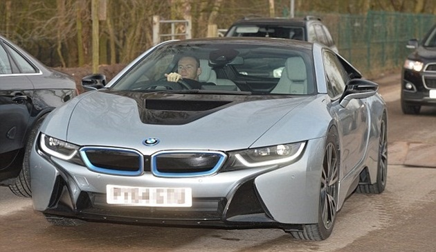BMW i8 chỉ là một trong số những siêu xe nằm trong bộ sưu tập của thủ quân Wayne Rooney.