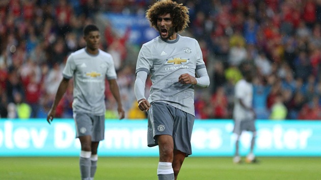 Valerenga 0-3 Man Utd: Marouane Fellaini ghi bàn giúp MU hạ gục đội bóng tý hon đến từ Na Uy.