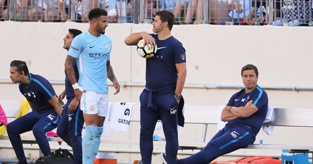 Pochettino sẵn sàng để Kyle Walker ra đi.