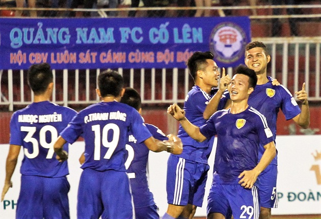 Quảng Nam có đi thẳng về đích V-League 2017? Ảnh: Đình Viên.