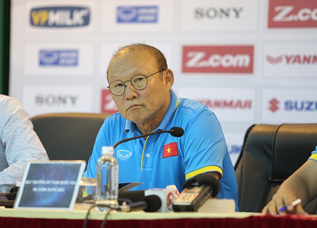 nhưng là do thầy Park "thả thính" mà thôi, còn thực tế lại khác rất nhiều.