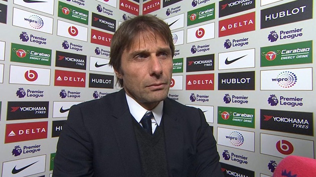 Conte gửi lời xin lỗi.