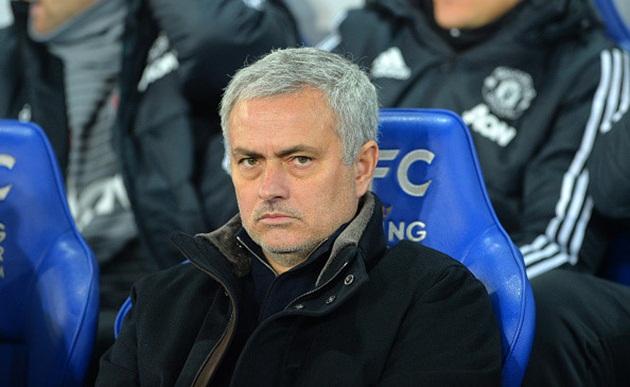 Phát biểu sau trận đấu, HLV Jose Mourinho không giấu nổi sự thất vọng: "MU không thắng bởi chúng tôi đã bỏ lỡ hàng loạt cơ hội ngon ăn. Các cầu thủ thi đấu như thể đây là một trò đùa. Trong giờ giải lao, tôi đã nói rằng đây là một trận đấu rất dễ để giành 3 điểm và thực tế đã chứng minh điều đó. MU kiểm soát thế trận nhưng lại mắc sai lầm trong khâu phòng ngự ở phút cuối cùng".