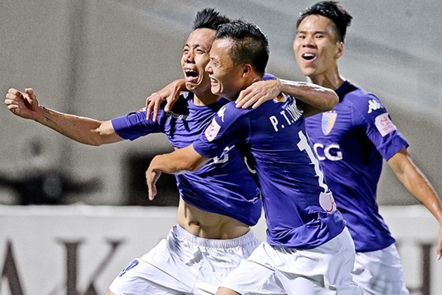 Hà Nội FC sớm công bố danh sách 28 cầu thủ tham dự V.League 2018 - Bóng Đá