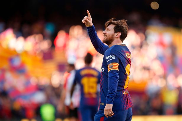 Hàng trăm mũi tiêm biến Messi thấp còi thành siêu sao - Bóng Đá