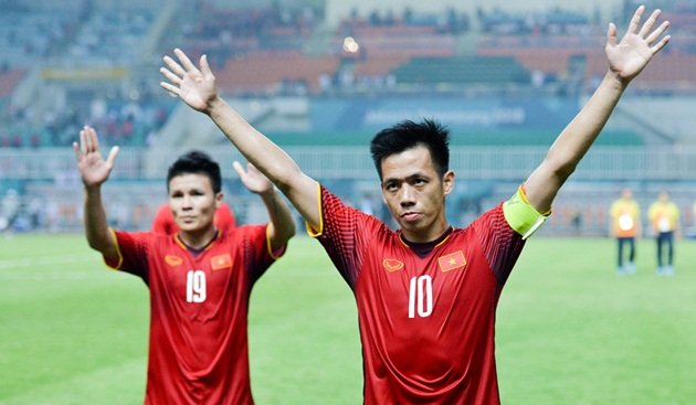 Bóng đá Việt và màn 