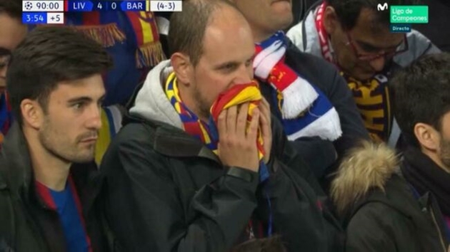 Fernandez xuất hiện trong trận lượt về giữa Barca và Liverpool.