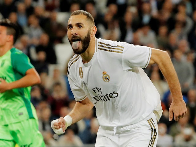 Benzema đang là nhân vật chính trên hàng công Real.