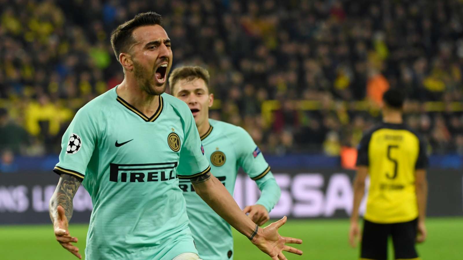 Inter reject offer from Man Utd for Vecino - Bóng Đá