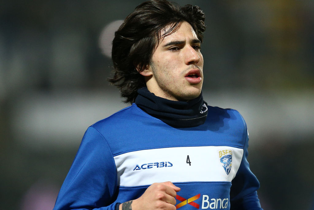 Tonali đang được nhiều CLB hàng đầu châu Âu theo đuổi.