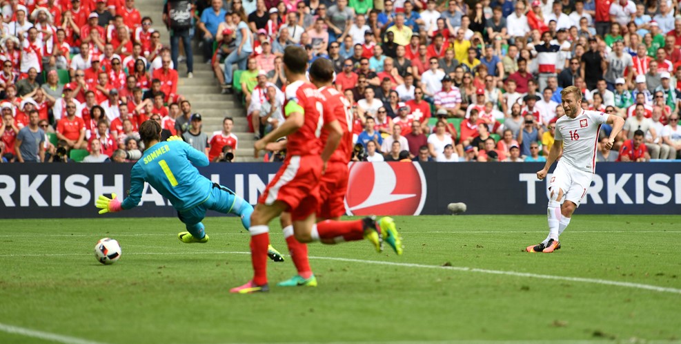 Bàn thắng của Błaszczykowski. Ảnh: Internet.