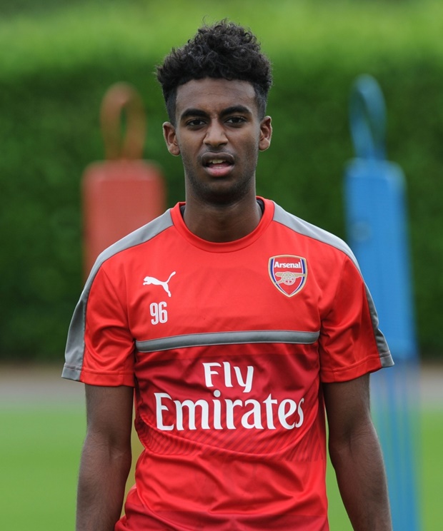 Tiền vệ trẻ Zelalem trở lại sau một mùa ở Rangers