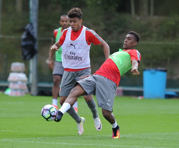 Alex Iwobi và tài năng trẻ