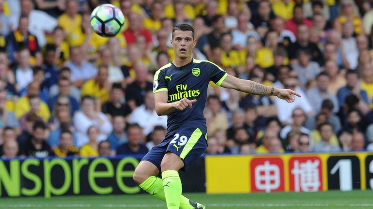 Xhaka đã bị cất trên băng ghế dự bị trong hai trận gần nhất