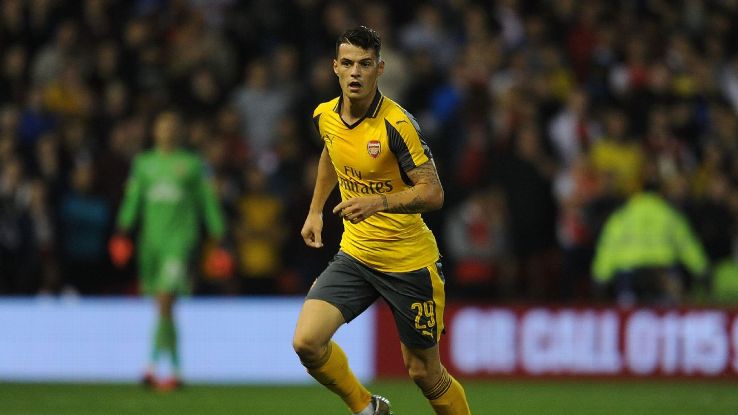 Xhaka gặp khó tại Arsenal