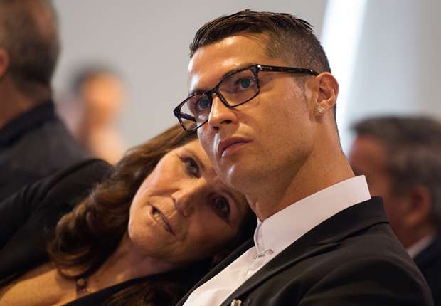 cristiano-ronaldo-mother_