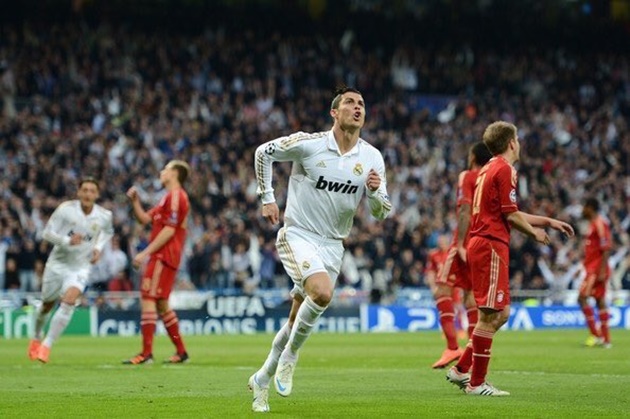 Lần đầu tiên Ronaldo sút tung lưới Bayern là vào tháng 4/2012