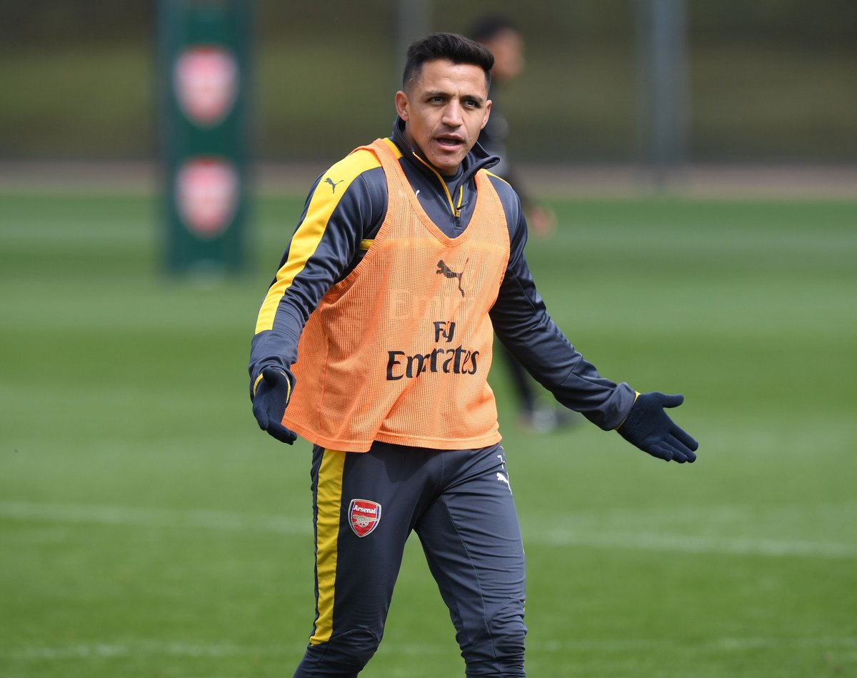 Bayern Munich đã nâng giá mua Alexis Sanchez lên mức 50-55 triệu bảng