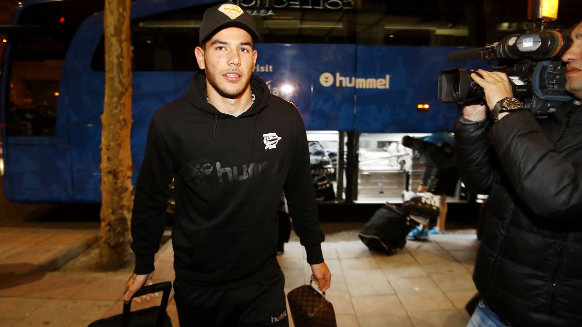 Hậu vệ trái Theo Hernández đã chính thức hoàn tất việc chuyển đến Real Madrid từ câu lạc bộ cùng thành phố Atletico.