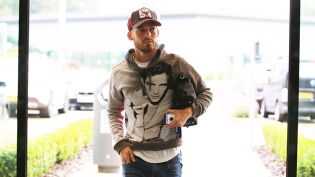 David Silva cũng ăn mặc chất không kém Yaya Toure, nhưng thẩm mỹ của anh rõ ràng tốt hơn.