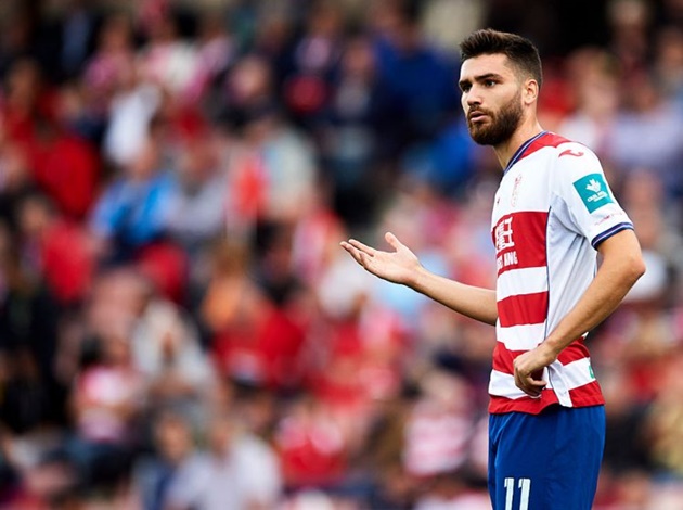 Jon Toral (22 tuổi) được Hull City mua đứt