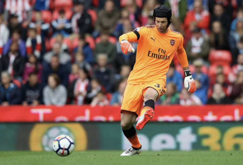 Petr Cech giận dữ, chửi thẳng mặt đồng đội - Bóng Đá