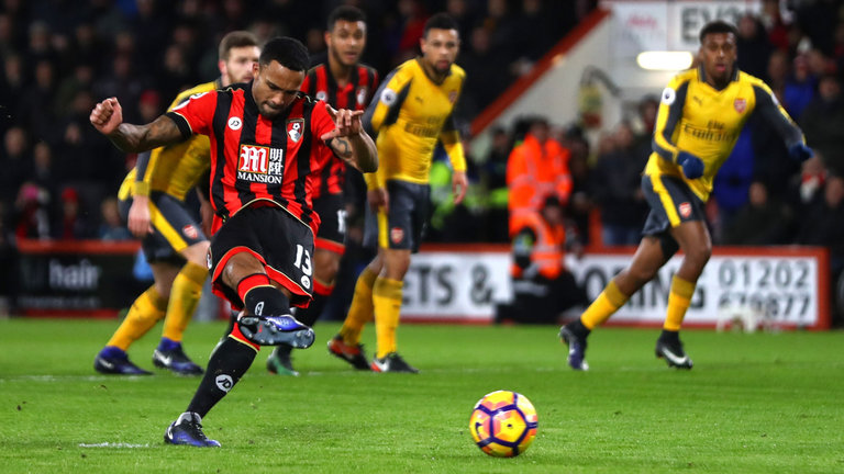 Bournemouth cũng thường xuyên gây khó dễ cho Arsenal vài mùa gần đây.