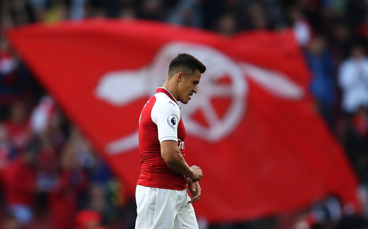 Alexis Sanchez đã bị CĐV Arsenal la ó.
