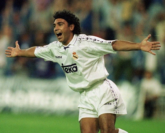 Trong khi đó, Hugo Sanchez lại chính là huyền thoại của Real.