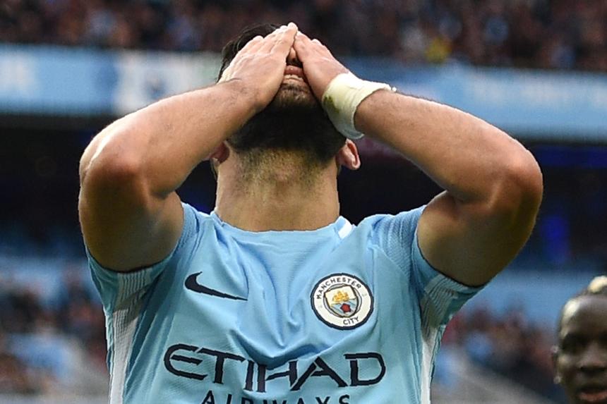 Aguero sẽ không ra sân trong cuộc đấu với Chelsea.