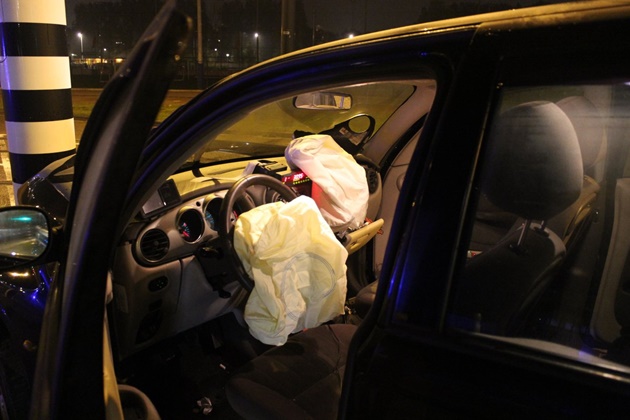 Bên trong chiếc xe bị tai nạn