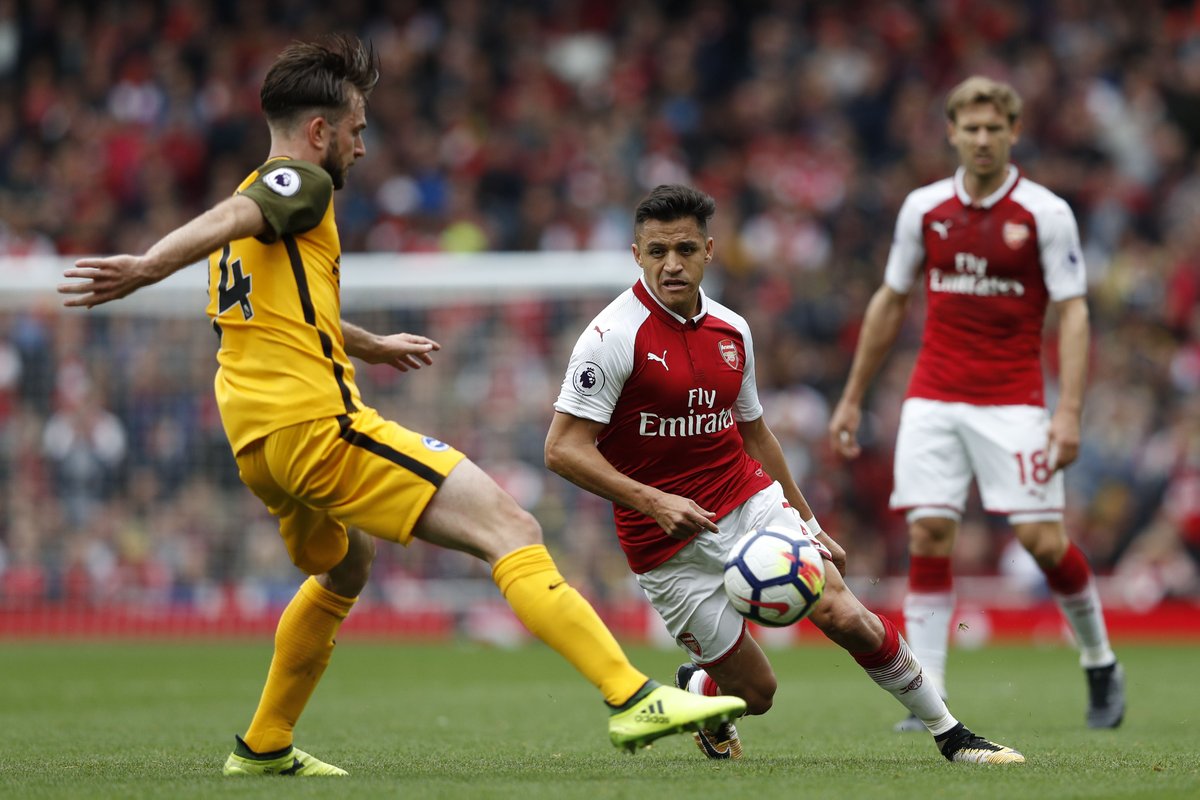 Kể từ đây, Arsenal chơi thoải mái, tuy nhiên họ vẫn không thể tạo thêm cơ hội nào cụ thể hơn. Trước đó, Lacazette lẫn Ramsey đều bỏ lỡ các cơ hội.