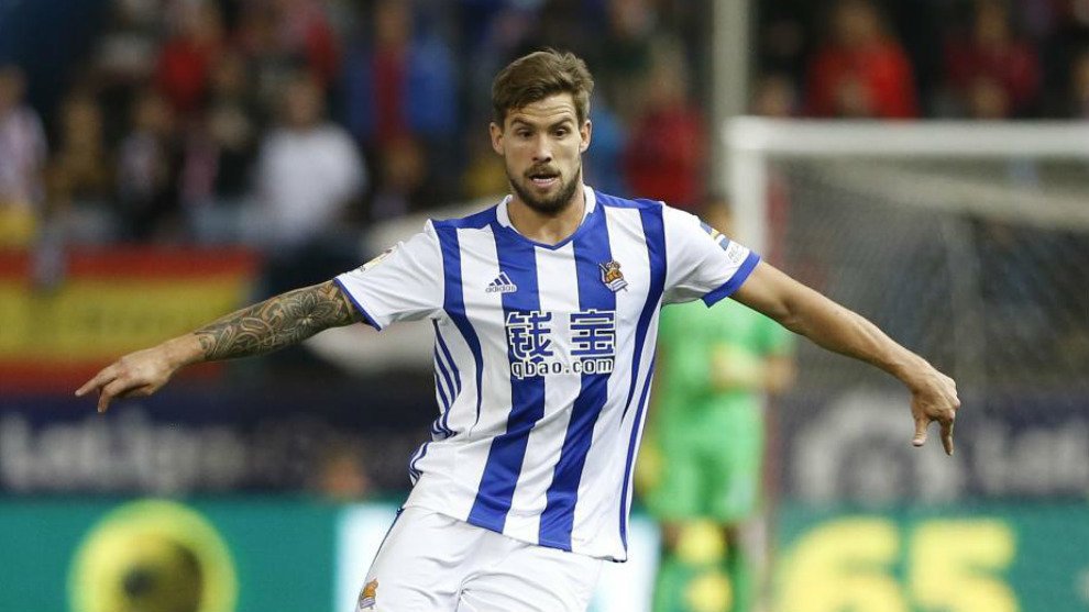 Inigo Martinez có phí giải phóng hợp đồng 32 triệu euro (26 triệu bảng)