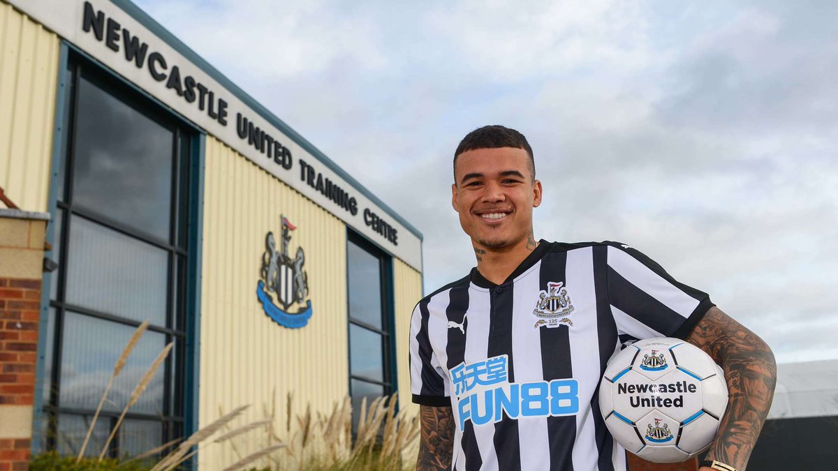 Newcastle United đã mượn thành công cầu thủ chạy cánh Kenedy từ Chelsea