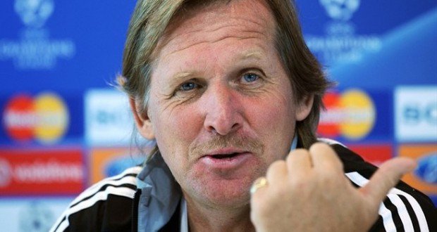 Cựu HLV Real Madrid Bernd Schuster sẽ là tân HLV của CLB. T