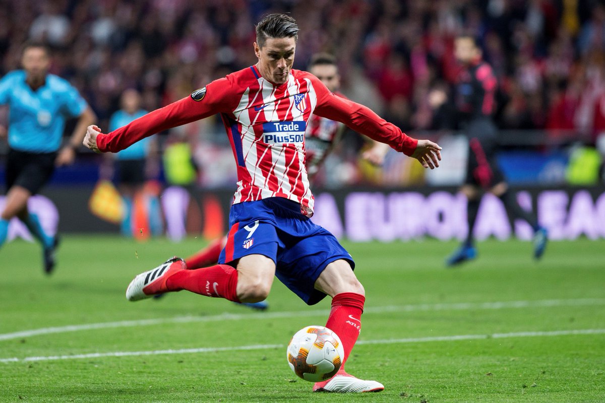 Torres bắt đầu thi đấu chuyên nghiệp trong màu áo Atletico năm 2001 và trở thành cầu thủ trẻ nhất từng mang băng đội trưởng đội bóng thủ đô khi mới 19 tuổi.