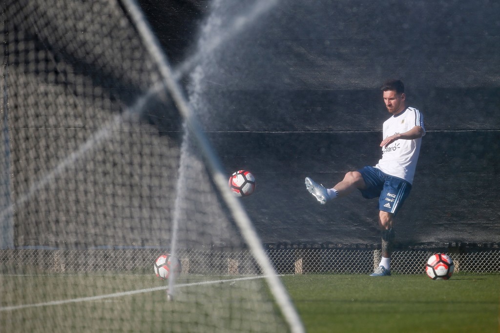Messi chăm chỉ tập luyện. Ảnh: Internet.