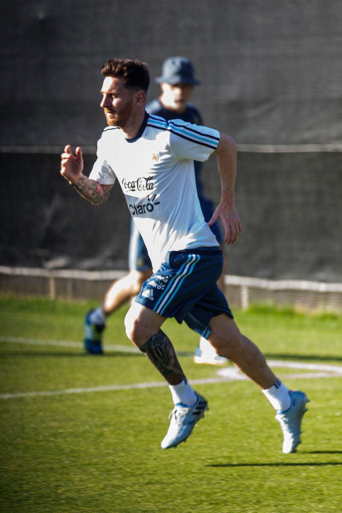 Messi vẫn cần một danh hiệu ở ĐTQG để khẳng định sự hoàn hảo. Ảnh: Internet.