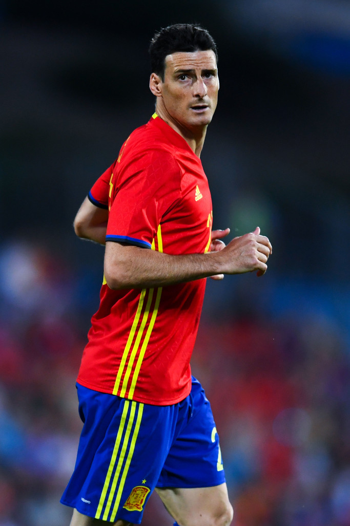 Aduriz hoàn toàn mờ nhạt trong trận đấu. Ảnh: Internet.