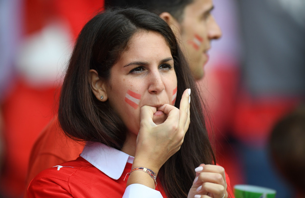 Những bóng hồng của tuyển Áo luôn hết mình với đội bóng con cưng mỗi khi thi đấu. Ảnh: Internet.