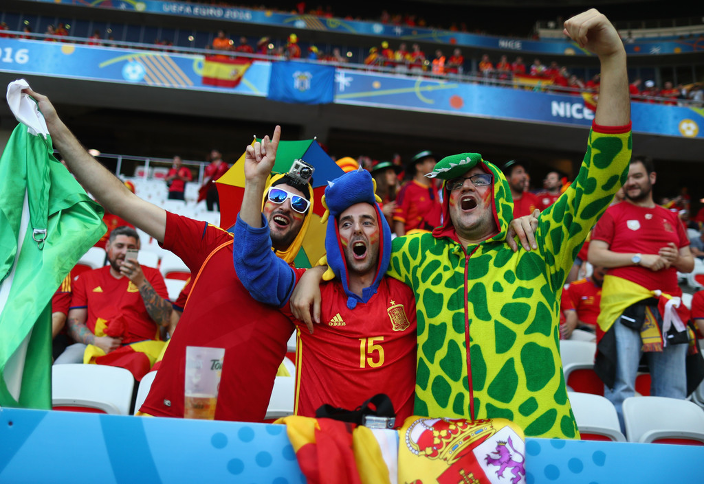 Những CĐV ngộ nghĩnh của Tây Ban Nha. Ảnh: Internet.