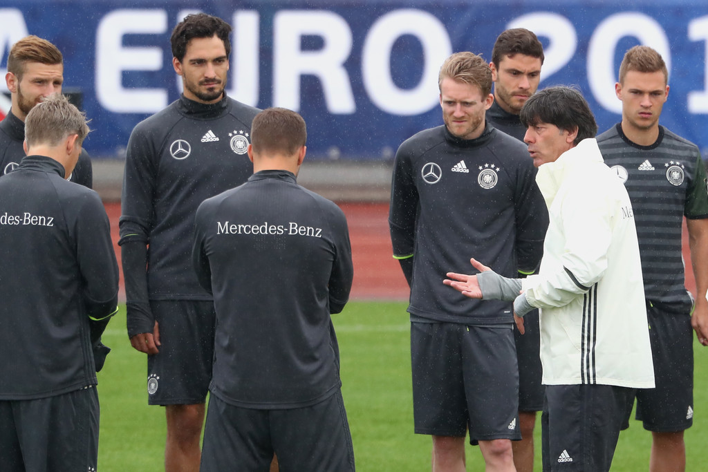 Đức đã bị Ba Lan cầm hòa không bàn thắng ở lượt thứ hai. Ảnh: Internet.