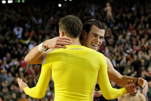 Trong khi Bale vẫn làm tốt công việc tạo cảm hứng cho đồng đội. Ảnh: Internet.