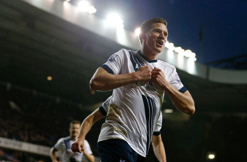 Jan Vertonghen. Trung vệ người Bỉ không chỉ chơi tốt mà thường xuyên tỏa sáng trong mùa giải vừa qua, anh sẽ là vị trí không thể thay thế trong mùa giải tới ở Spurs. Ảnh: Internet.