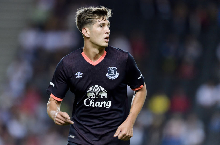John Stones. Không cần phải nghi ngờ về tài năng trẻ này, Man City đang rất cố gắng để chiêu mộ anh bằng số tiền khổng lồ, đó là thước đo rõ nét nhất về những gì mà Stones có thể mang lại cho bất kỳ đội bóng nào. Ảnh: Internet.