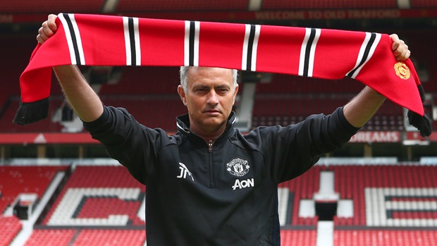 Mourinho là lựa chọn đúng đắn nhất trong thời điểm hiện tại với M.U. Ảnh: Internet.