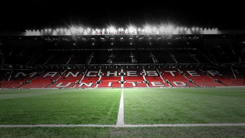 6. Old Trafford (Manchester, Anh). Sức chứa 75.635 chỗ ngồi, mở cửa từ năm 1910, là sân nhà của Manchester United và có biệt danh là “Nhà hát của những giấc mơ.” Ảnh: Internet.